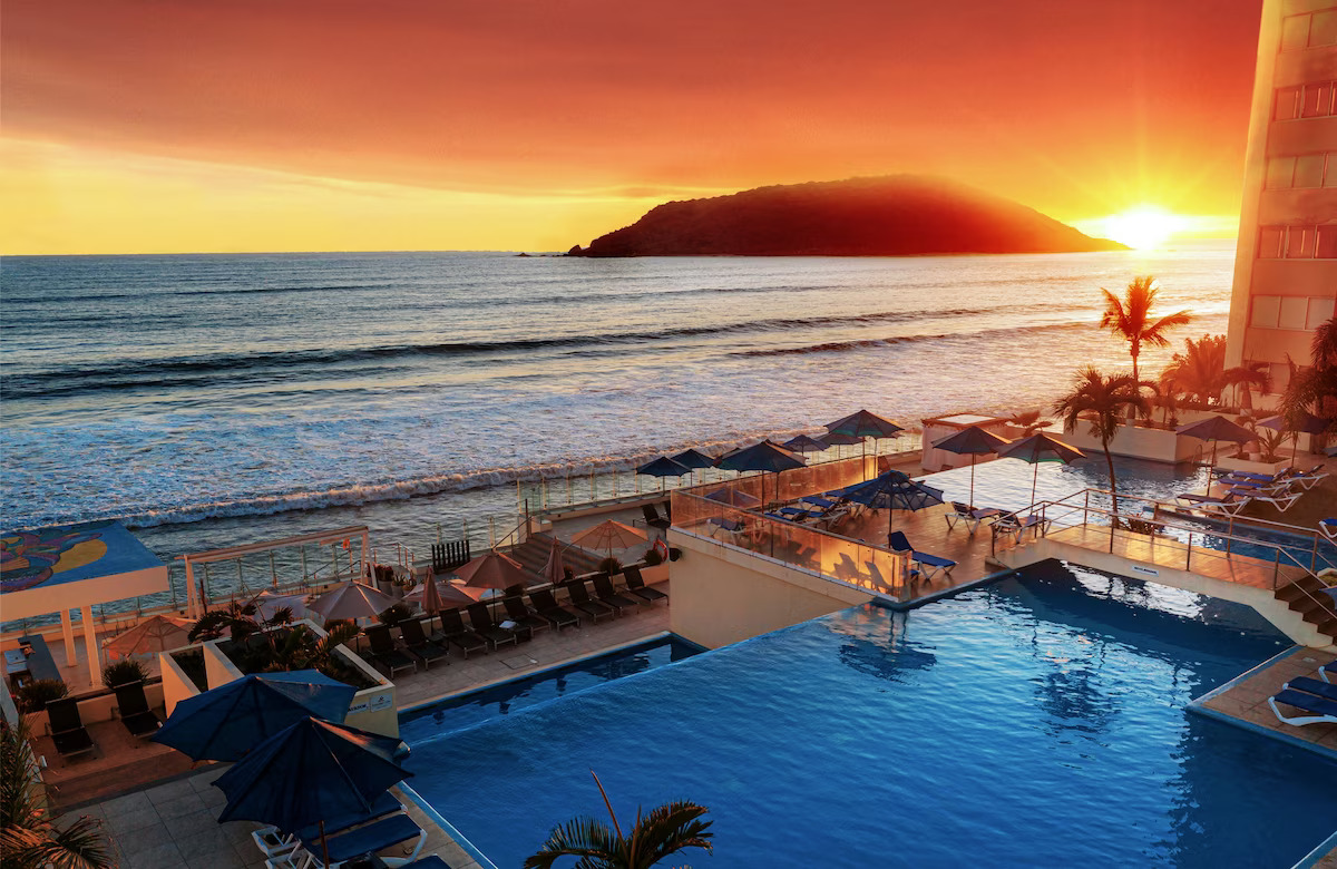 DoubleTree by Hilton Mazatlán